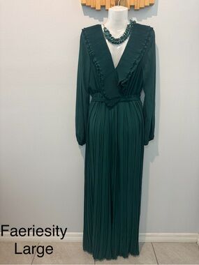 Faeriesity Emerald Green Pleated Jumpsuit - Large